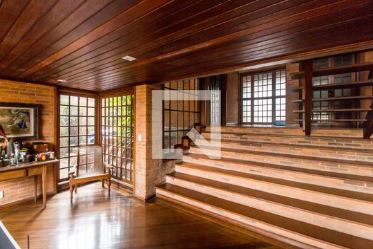 Sala de casa à venda com 4 quartos, 480m² em Alphaville, Santana de Parnaíba