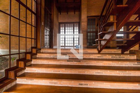 Entrada de casa à venda com 4 quartos, 480m² em Alphaville, Santana de Parnaíba