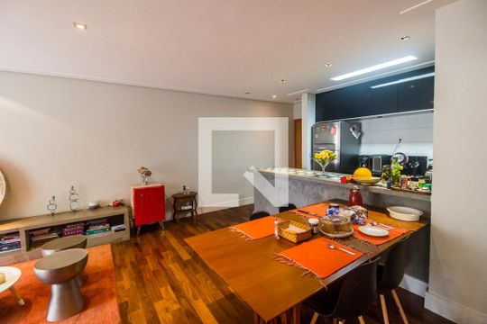 Sala de Jantar de apartamento à venda com 3 quartos, 122m² em Tamboré, Santana de Parnaíba