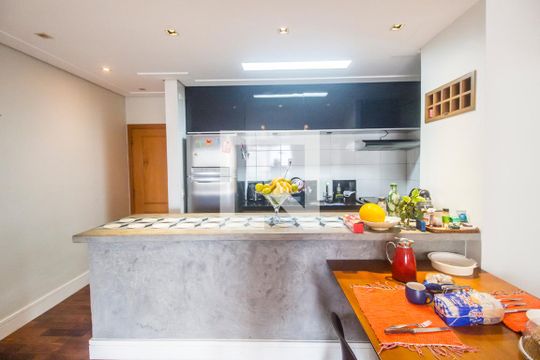 Cozinha de apartamento à venda com 3 quartos, 122m² em Tamboré, Santana de Parnaíba