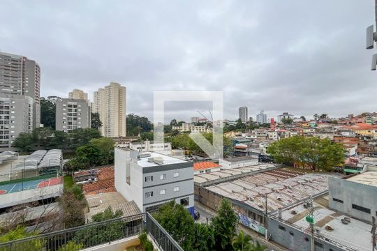 Vista de apartamento para alugar com 2 quartos, 38m² em Vila Amélia, São Paulo