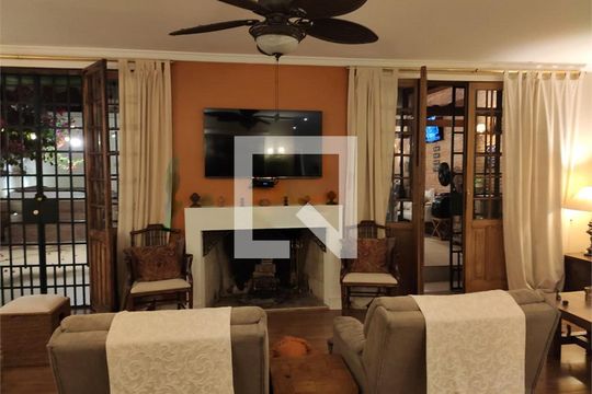 Casa à venda com 4 quartos, 272m² em Brooklin, São Paulo