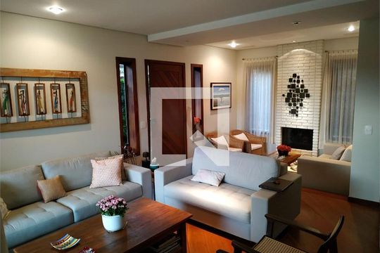 Casa à venda com 3 quartos, 279m² em Interlagos, São Paulo