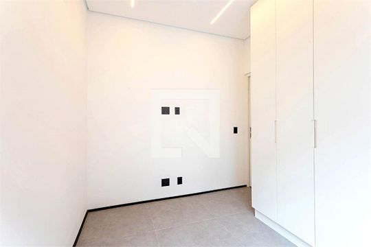 Casa à venda com 3 quartos, 100m² em Santo Amaro, São Paulo