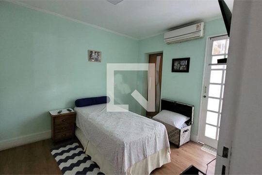 Casa de Condomínio à venda com 3 quartos, 122m² em Vila Campo Grande, São Paulo