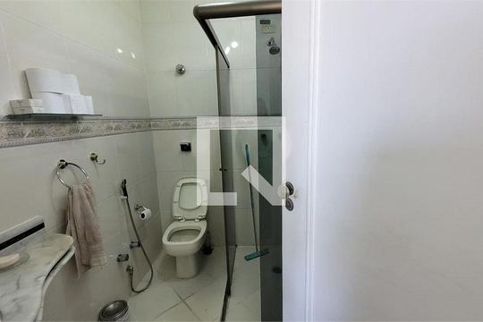 Casa de Condomínio à venda com 3 quartos, 122m² em Vila Campo Grande, São Paulo