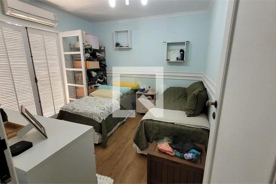 Casa de Condomínio à venda com 3 quartos, 122m² em Vila Campo Grande, São Paulo