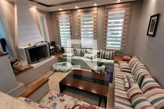 Casa de Condomínio à venda com 3 quartos, 122m² em Vila Campo Grande, São Paulo