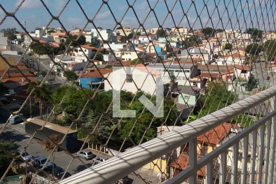 Apartamento à venda com 2 quartos, 49m² em Vila Alzira, Santo André