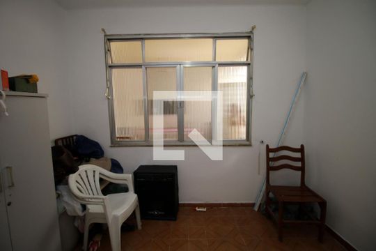 Quarto de casa para alugar com 1 quarto, 60m² em Irajá, Rio de Janeiro