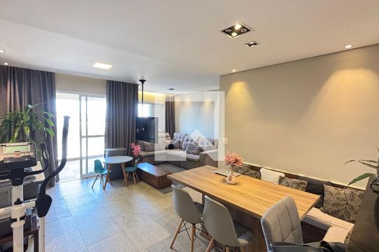 Apartamento à venda com 2 quartos, 77m² em Campestre, Santo André