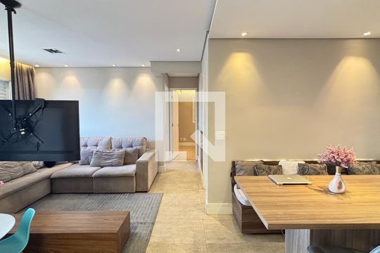 Sala de apartamento à venda com 2 quartos, 77m² em Campestre, Santo André