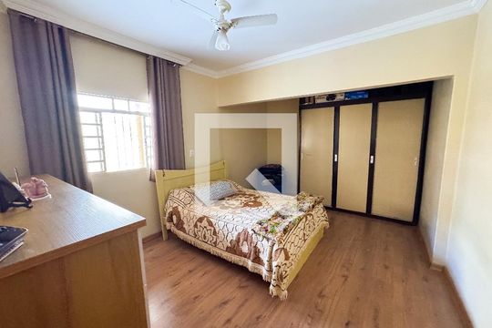 Quarto 2 de casa à venda com 2 quartos, 280m² em Fonte Grande, Contagem
