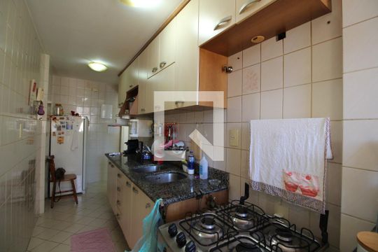 Cozinha de apartamento à venda com 1 quarto, 50m² em Jacarepaguá, Rio de Janeiro