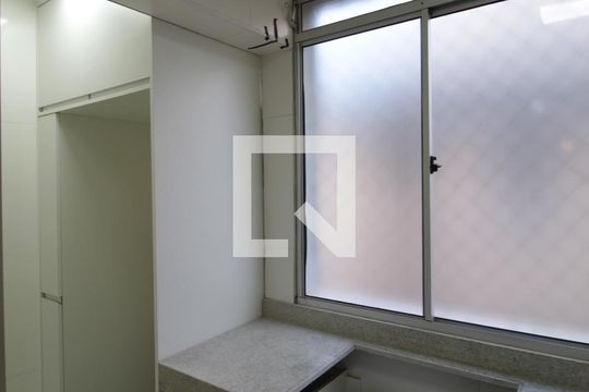 Cozinha de apartamento para alugar com 2 quartos, 160m² em Castelo, Belo Horizonte
