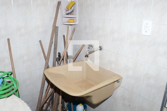 Área de Serviço de casa à venda com 3 quartos, 300m² em Carlos Prates, Belo Horizonte