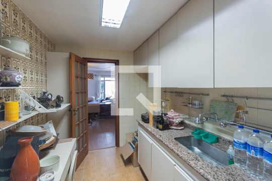 Cozinha de apartamento à venda com 3 quartos, 90m² em Tijuca, Rio de Janeiro