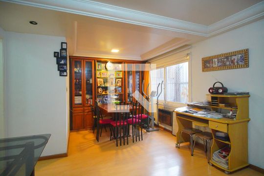Sala de apartamento à venda com 2 quartos, 101m² em Centro, Novo Hamburgo