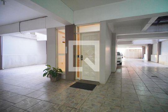 Entrada de apartamento à venda com 2 quartos, 101m² em Centro, Novo Hamburgo