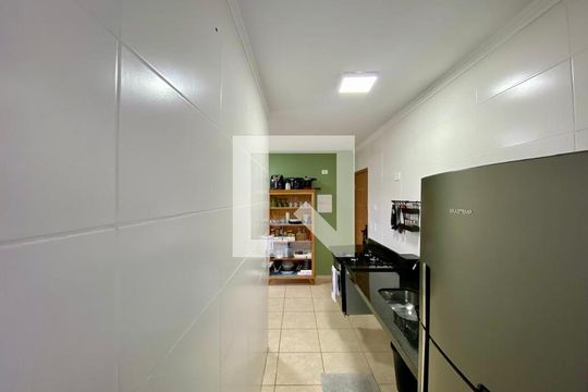 Sala/Cozinha de apartamento para alugar com 2 quartos, 57m² em Guilhermina, Praia Grande