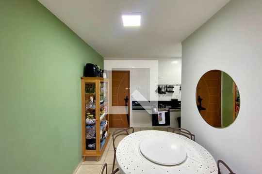 Sala/Cozinha de apartamento para alugar com 2 quartos, 57m² em Guilhermina, Praia Grande