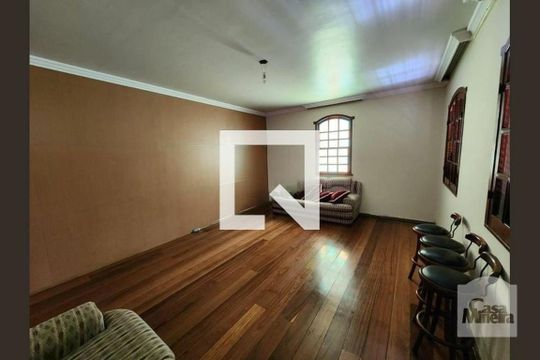 Sala de casa à venda com 5 quartos, 384m² em Santa Lúcia, Belo Horizonte