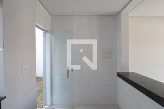 Cozinha de casa à venda com 3 quartos, 120m² em São João Batista, Belo Horizonte