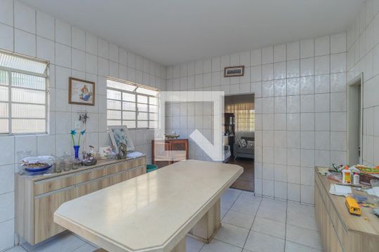 Casa à venda com 2 quartos, 300m² em Salgado Filho, Belo Horizonte