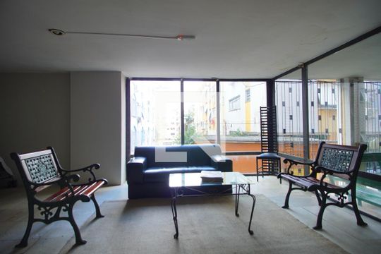 Hall de Entrada de apartamento à venda com 2 quartos, 72m² em Mont’serrat, Porto Alegre