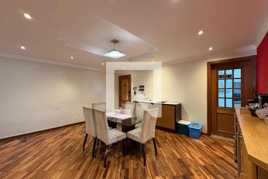 Sala de apartamento à venda com 3 quartos, 106m² em Vila Gilda, Santo André