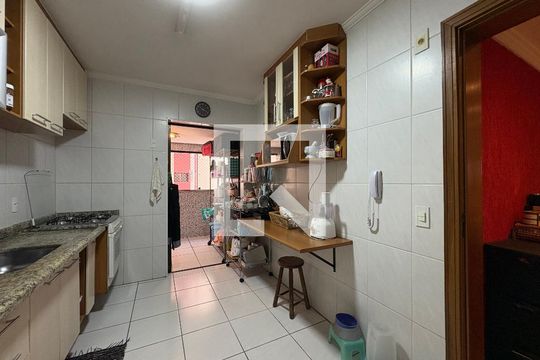 Cozinha de apartamento à venda com 3 quartos, 106m² em Vila Gilda, Santo André