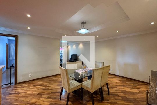 Sala de apartamento à venda com 3 quartos, 106m² em Vila Gilda, Santo André