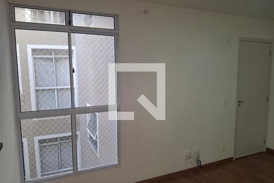 Sala de apartamento à venda com 2 quartos, 50m² em Frei Leopoldo, Belo Horizonte