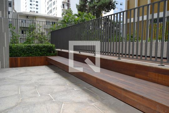 Área da piscina de kitnet/studio à venda com 1 quarto, 28m² em Jardins, São Paulo