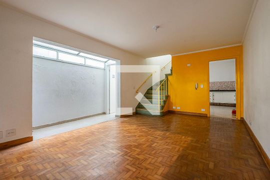 Sala de casa para alugar com 2 quartos, 138m² em Pinheiros, São Paulo
