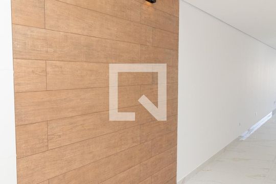 Sala de casa à venda com 3 quartos, 200m² em Vila Lais, São Paulo