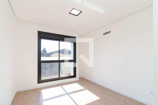 Suíte 01 de casa à venda com 3 quartos, 200m² em Vila Lais, São Paulo