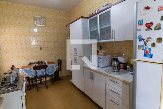 Cozinha de casa à venda com 3 quartos, 300m² em Fonseca, Niterói