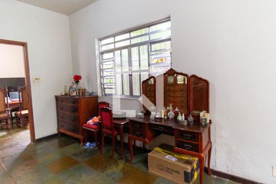 Quarto 1 de casa à venda com 3 quartos, 300m² em Fonseca, Niterói