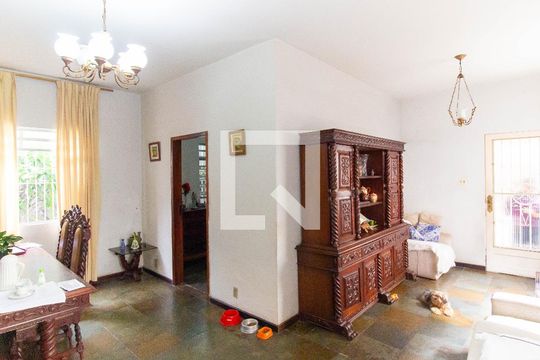 Casa à venda com 3 quartos, 300m² em Fonseca, Niterói