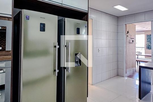 Cozinha de apartamento à venda com 3 quartos, 210m² em Vila Prudente, São Paulo