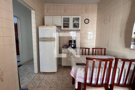 Cozinha de casa à venda com 4 quartos, 300m² em Jardim Santa Lúcia, Campinas