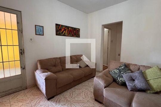 Sala de casa à venda com 4 quartos, 300m² em Jardim Santa Lúcia, Campinas