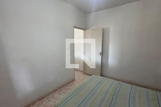 Quarto de casa à venda com 4 quartos, 300m² em Jardim Santa Lúcia, Campinas