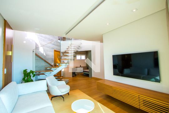 Apartamento para alugar com 3 quartos, 183m² em Jardim, Santo André