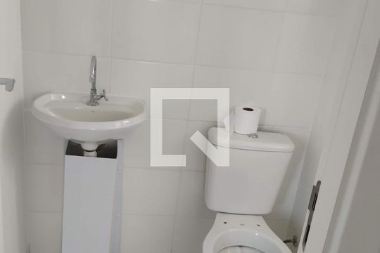 Banheiro  de apartamento à venda com 2 quartos, 41m² em Jardim Nossa Senhora do Carmo, São Paulo