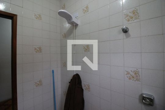 Banheiro 1 de casa à venda com 3 quartos, 111m² em Jardim Roberto, Osasco