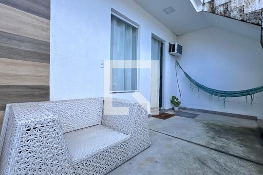 Área externa de casa de condomínio para alugar com 1 quarto, 30m² em Vargem Grande, Rio de Janeiro