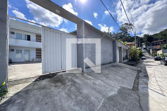 Fahada de casa de condomínio para alugar com 1 quarto, 30m² em Vargem Grande, Rio de Janeiro