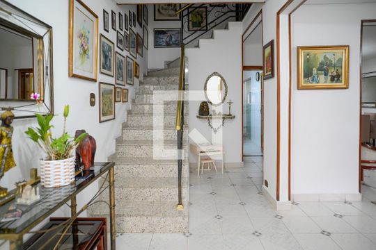 Sala de casa à venda com 3 quartos, 250m² em Aclimação, São Paulo